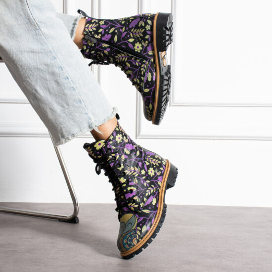 Botas planos de piel negros para mujer con cordones | TUASOLEA