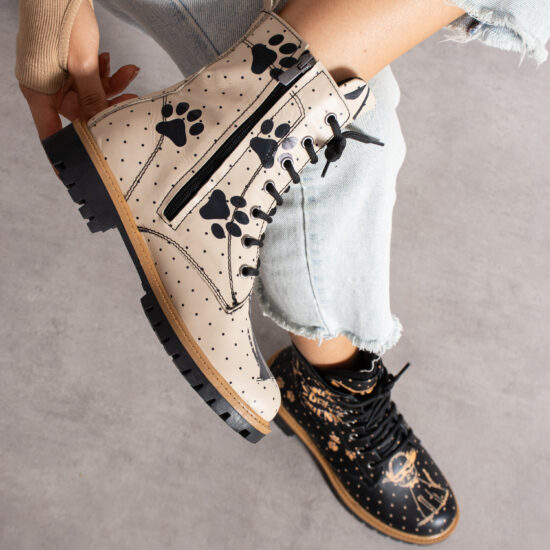 Botas planos de piel negros para mujer con cordones | TUASOLEA