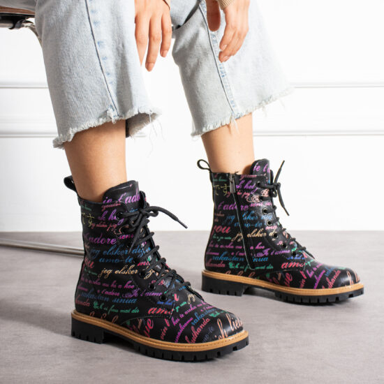 Botas planos de piel negros para mujer con cordones | TUASOLEA