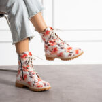 Botas planos de piel blancos para mujer con cordones