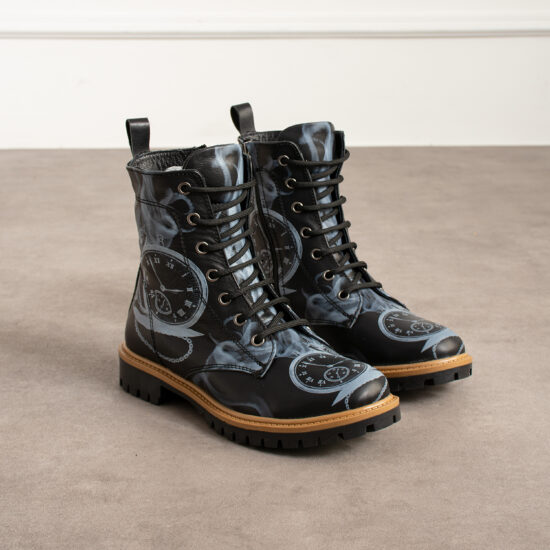 Botas planos de piel negros para mujer con cordones | TUASOLEA