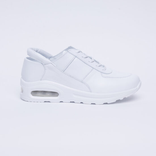 Zapatillas sanitarias blancas de piel ultraligeras y cómodas | TUASOLEA