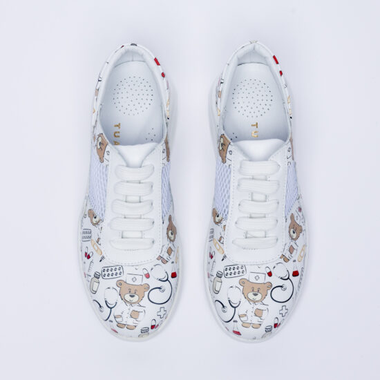 Zapatillas sanitarias blancas ultraligeras para trabajo | TUASOLEA