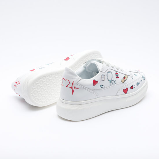 Zapatillas sanitarias blancas ultraligeras para trabajo | TUASOLEA