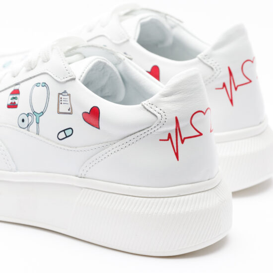 Zapatillas sanitarias blancas ultraligeras para trabajo | TUASOLEA