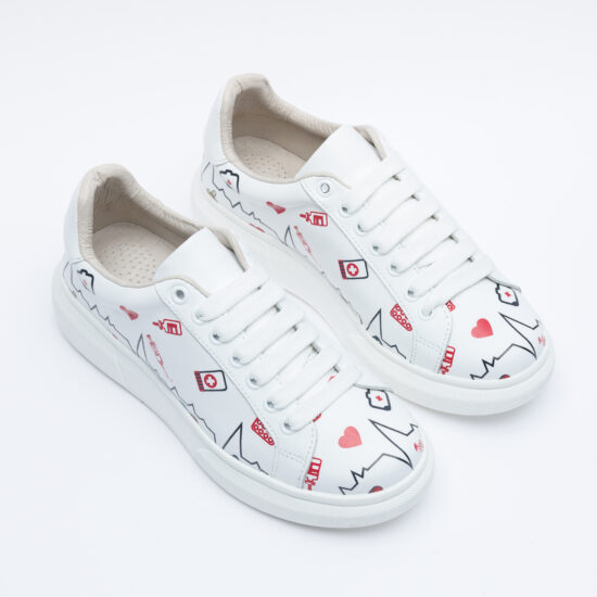 Alternative view of Zapatillas sanitarias blancas ultraligeras para trabajo