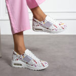 Zapatillas cómodas ultraligeras con estampado para peluqueras