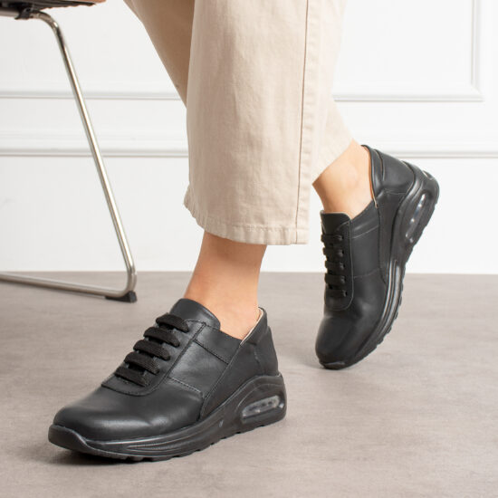 Zapatillas negras casual de piel para mujer | TUASOLEA