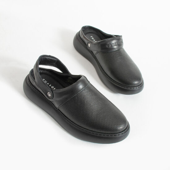 Zuecos negros para hombre de piel natural con tira trasera | TUASOLEA