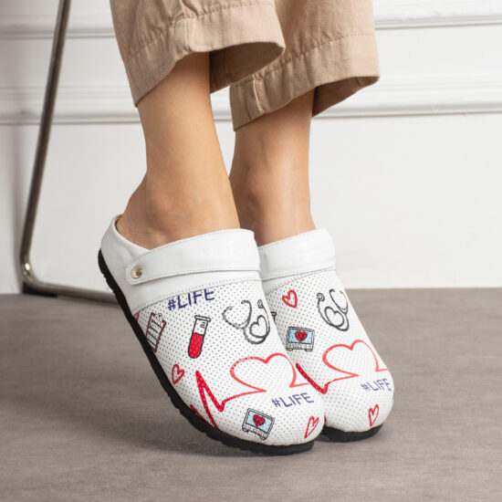 Alternative view of Zuecos sanitarios planos de piel para mujer