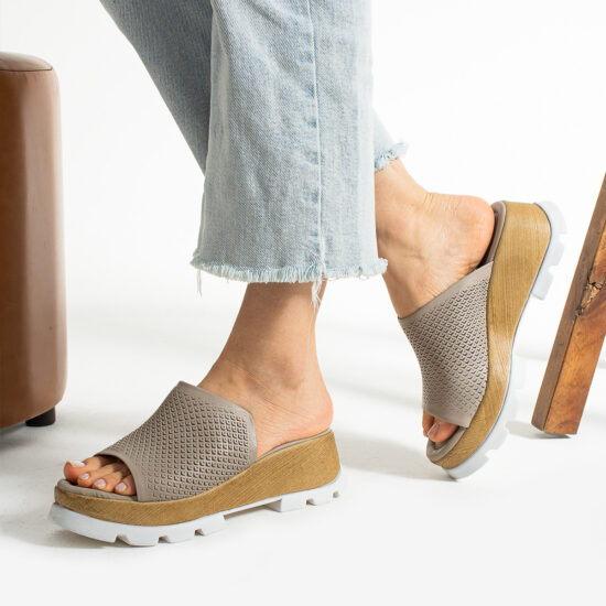 Zuecos de vestir beige para mujer de piel con plataforma | TUASOLEA