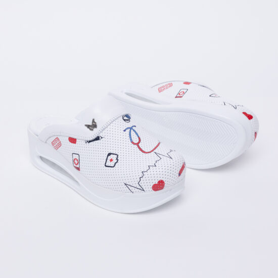 Zuecos sanitarios de piel blanca con plataforma | TUASOLEA