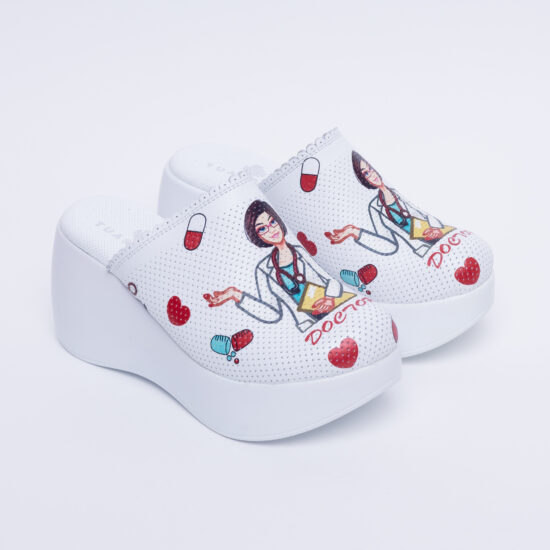 Zuecos sanitarios de piel con plataforma alta | TUASOLEA