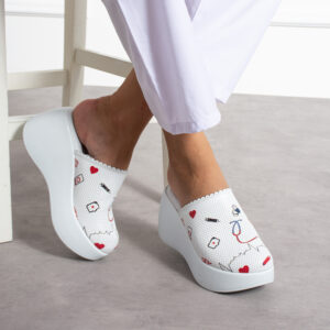 Zuecos sanitarios de piel con plataforma alta Zuecos con plataforma mujer Sanitarios