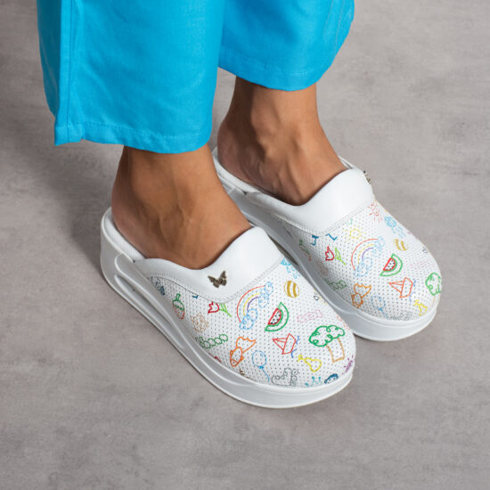 Zuecos de piel con plataforma para maestras | TUASOLEA