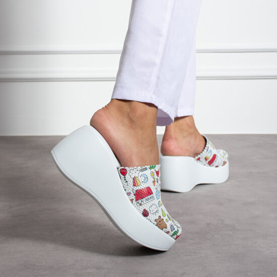 Zuecos de trabajo de piel con plataforma alta para maestras | TUASOLEA