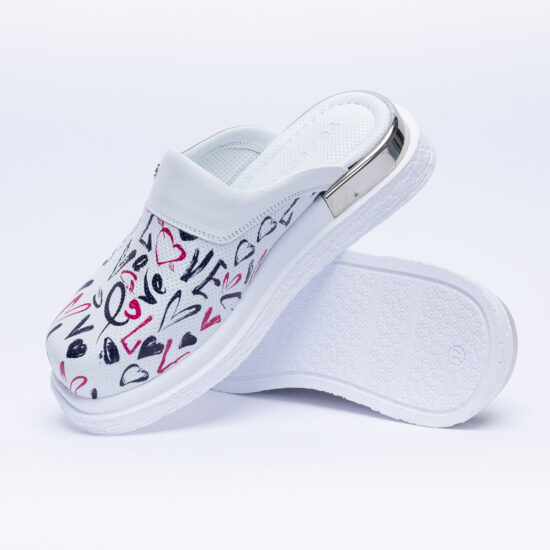 Zuecos cerrados cómodos de piel con estampado | TUASOLEA