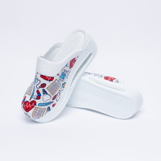 Zuecos sanitarios de piel blanca con plataforma | TUASOLEA