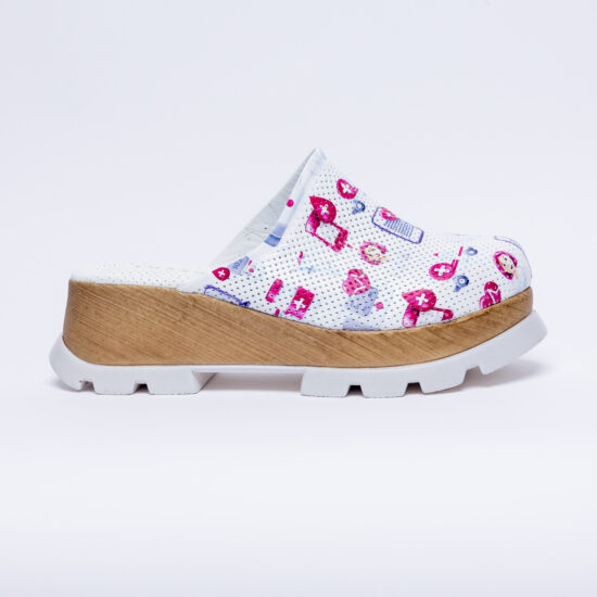 Zuecos cerrados estampados de piel con plataforma efecto madera | TUASOLEA