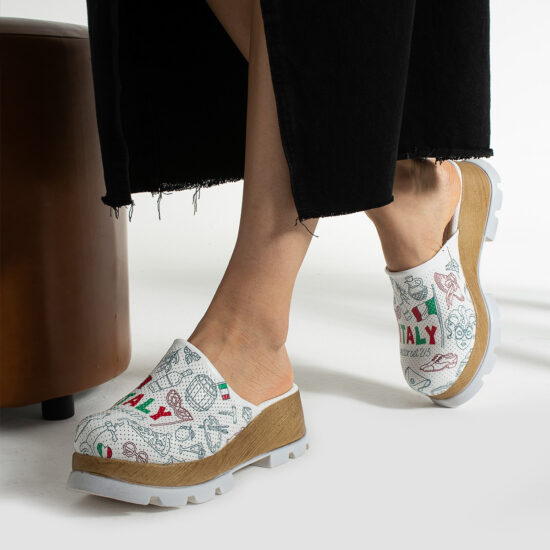 Zuecos cerrados estampados de piel con plataforma efecto madera | TUASOLEA