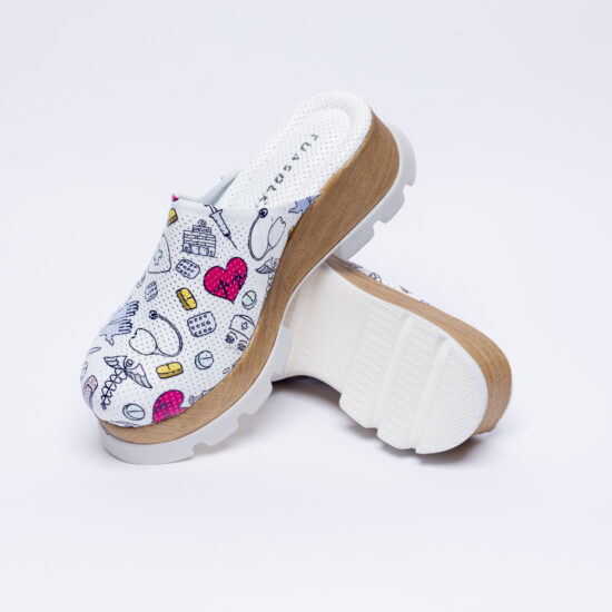 Zuecos cerrados estampados de piel con plataforma efecto madera | TUASOLEA