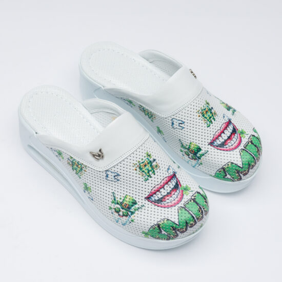 Zuecos de piel con plataforma para dentistas | TUASOLEA