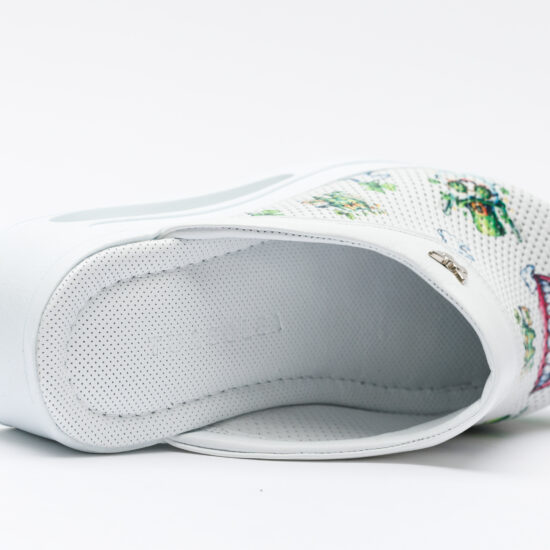 Zuecos de piel con plataforma para dentistas | TUASOLEA