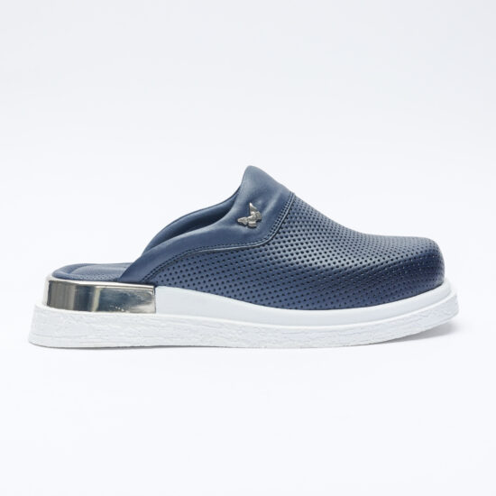 Alternative view of Zuecos cerrados cómodos de piel azul marino