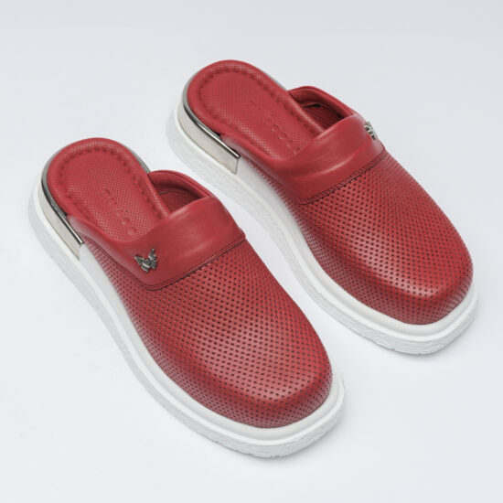 Zuecos cerrados cómodos de piel rojos | TUASOLEA