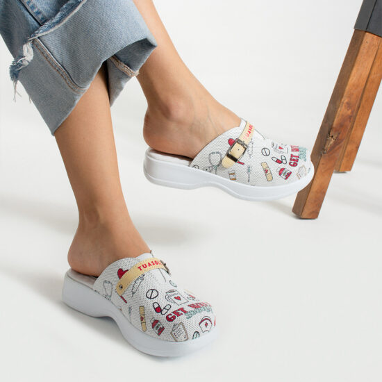 Zuecos cómodos de piel para enfermeras y personal sanitario | TUASOLEA