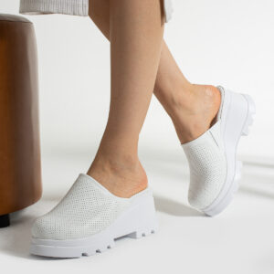 Zuecos sanitarios blancos de piel con cuña Zuecos con plataforma mujer Monocromáticos