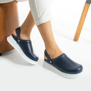 Zuecos antideslizantes de piel para trabajo con tira trasera Zuecos sanitarios mujer Monocromáticos