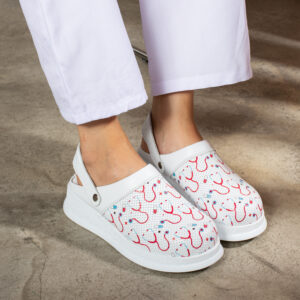 Zuecos sanitarios antideslizantes de piel con tira trasera Zuecos sanitarios mujer Sanitarios