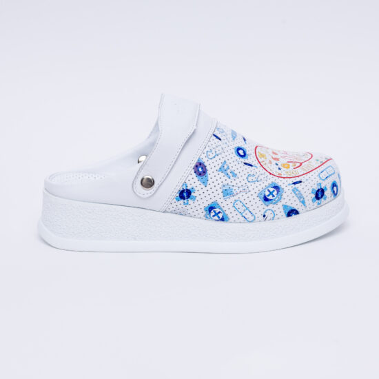 Alternative view of Zuecos sanitarios antideslizantes de piel con tira trasera