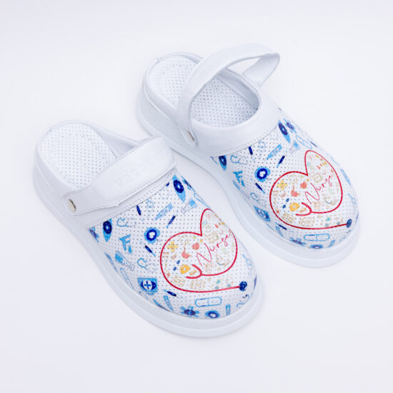 Zuecos sanitarios antideslizantes de piel con tira trasera | TUASOLEA