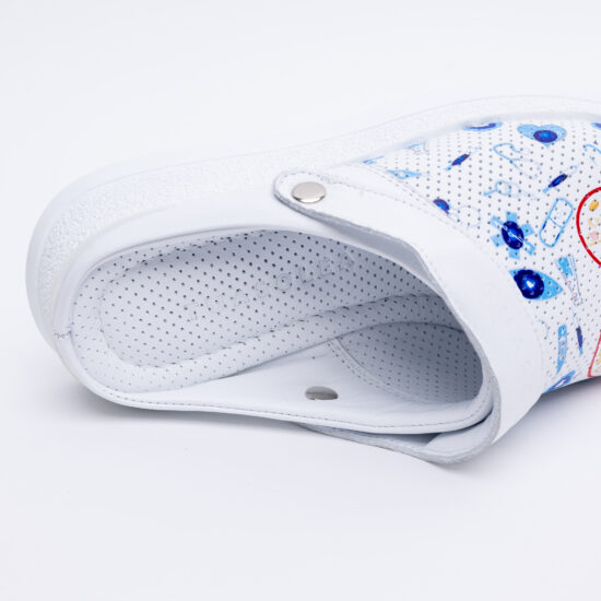 Zuecos sanitarios antideslizantes de piel con tira trasera | TUASOLEA