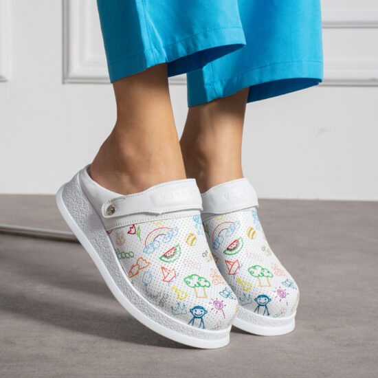 Zuecos cómodos de piel con tira trasera para maestras | TUASOLEA