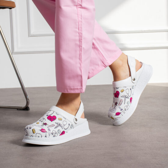 Zuecos sanitarios antideslizantes de piel con tira trasera | TUASOLEA