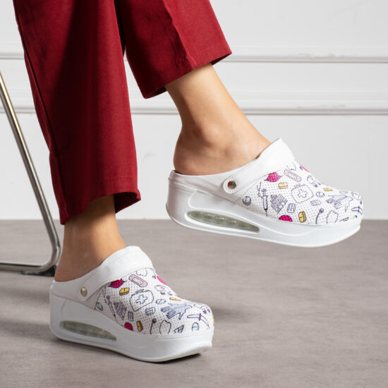 Zuecos sanitarios blancos de piel con plataforma y tira trasera | TUASOLEA