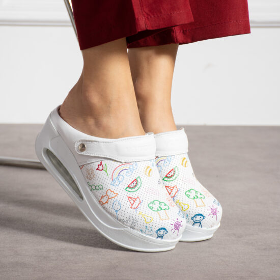 Zuecos de trabajo de piel con plataforma y tira trasera para maestras | TUASOLEA