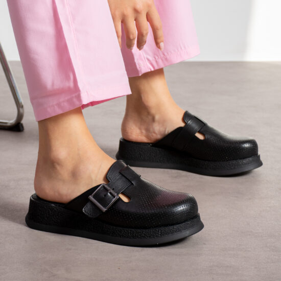 Zuecos de trabajo negros de piel cómodos y antideslizantes | TUASOLEA