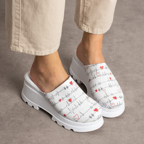 Zuecos sanitarios de piel con cuña para mujer | TUASOLEA