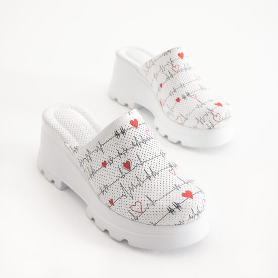 Zuecos sanitarios de piel con cuña para mujer | TUASOLEA