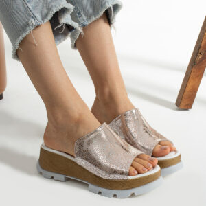 Zuecos de vestir rosa dorado para mujer de piel con plataforma Sandalias mujer y chanclas Monocromáticos