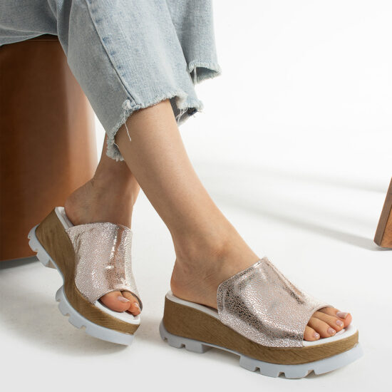 Zuecos de vestir rosa dorado para mujer de piel con plataforma | TUASOLEA