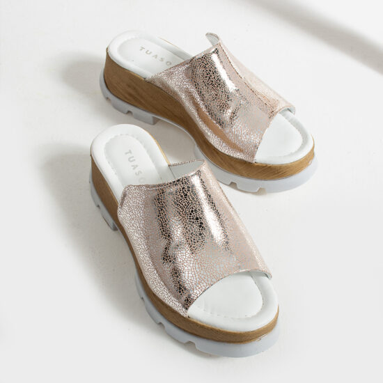 Zuecos de vestir rosa dorado para mujer de piel con plataforma | TUASOLEA