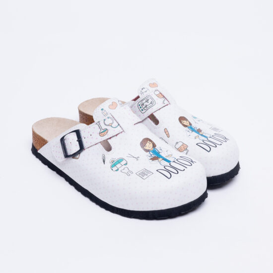 Alternative view of Zuecos sanitarios planos blancos para médicos