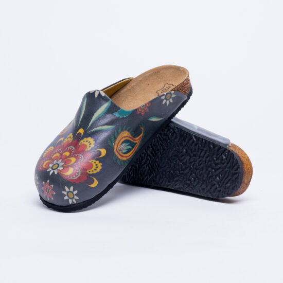 Zuecos planos cómodos para mujer con dibujos | TUASOLEA