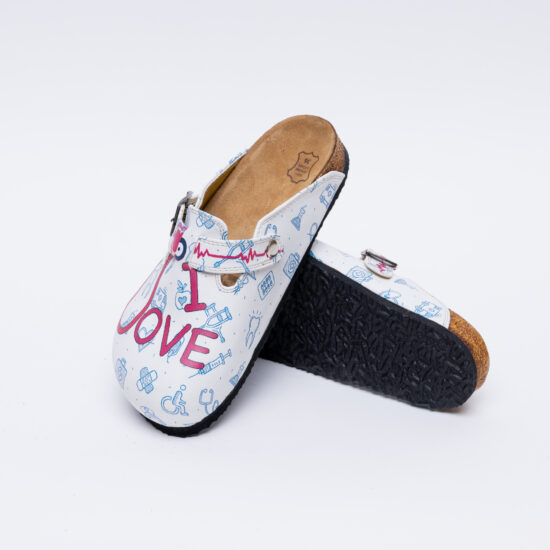 Zuecos sanitarios blancos planos para mujer | TUASOLEA