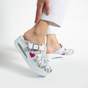 Zuecos sanitarios de piel blanca para mujer con plataforma Zuecos con plataforma mujer Sanitarios